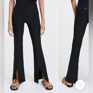 Beyond Yoga Split Hem Flare Make The Cut Pants Size Small Darkest Night